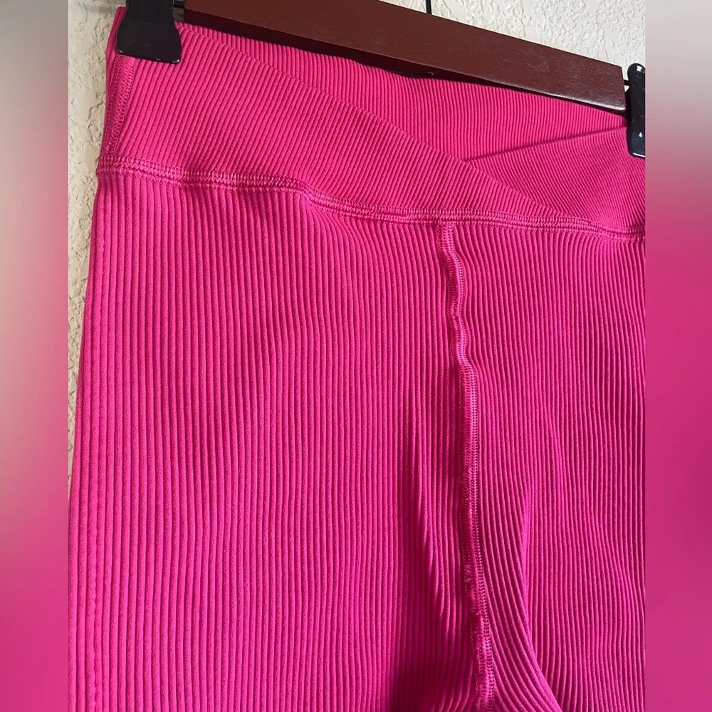 FP Movement Free Throw High Rise Ribbed Bike Shorts size XS Passion Fruit - Picture 5 of 10